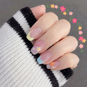 夏日小花花穿戴甲 学生可爱短款纯手工光疗美甲贴片防水可取可带