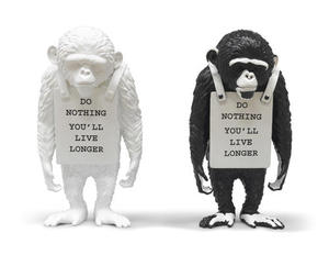 Banksy Monkey潮牌班克斯西猩猩猴子金刚雕塑摆件潮流卡通儿童