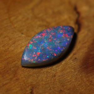 黑欧泊裸石澳大利亚天然欧珀原石0.8ct7*9p定制18k金澳宝戒指吊坠