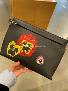 loewe手包男