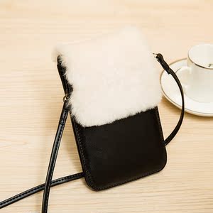 真皮手机包女斜挎包羊毛潮款手机袋2021冬新款时尚放手机的小包包