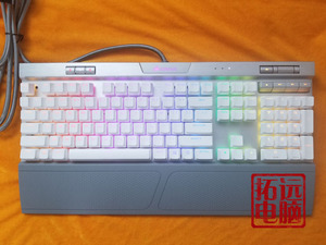 二手 海盗船K70MK.2 RGB 灵动版电竞机械键盘樱桃银轴红轴 无底标