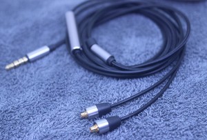 带麦mmcx线控音量控制插拔式入耳耳机线K3K3款布线3.5mm无氧铜线