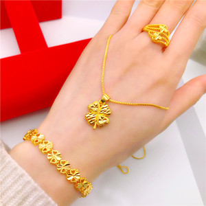 周大福焕美24k越南沙金999黄金手链女饰品久不掉色四叶草气质简约