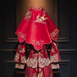 红盖头新娘秀禾高级结婚用头纱巾缎面2023年新款中式婚礼苏绣纯色