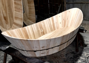 捉蚂蟥实木船划盆木盆腰子木盆下网鱼船实木头捕鱼船池塘养殖木船