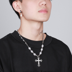 架珍珠项链男锁骨链毛衣拼接嘻哈小众设计女简约ins钛钢晗星轻阳45