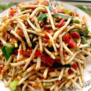 剁椒辣椒酱下饭菜鱼腥草新鲜折耳根凉拌即食腌制鱼腥草香菜节节根