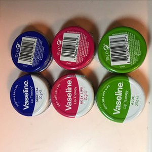 英国代购vaseline凡士林小铁盒罐润唇膏护唇20g新包装带塑封批