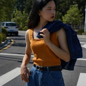 吊带外穿女港味宽肩带