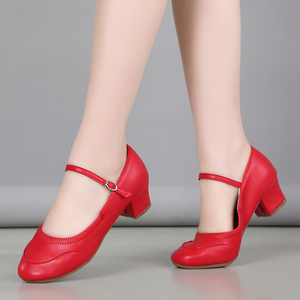 001人付款淘宝舞蹈鞋女真皮软底广场舞鞋红色牛筋底广场舞女鞋中老年