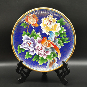 珐琅彩盘子花