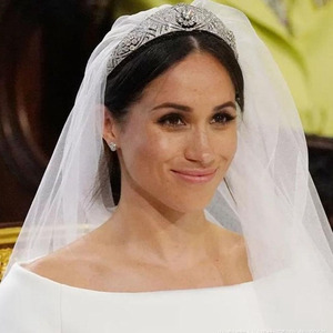 梅根王妃同款王冠