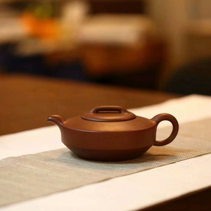 韦天杰《扁石》高旭峰工作室 纯手工紫泥 宜兴紫砂壶