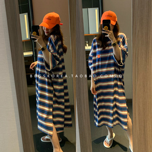 现设计款韩国2024夏季新橙色蓝色条纹大码宽松中长款T恤式连衣裙