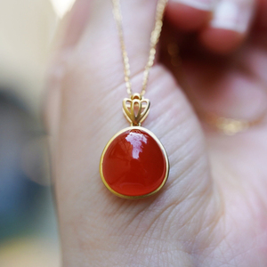 保山冰红蛋面吊坠18k金镶嵌杨柳河湾料天然南红玛瑙原矿女款挂坠