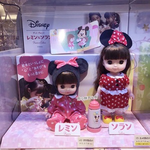现货包邮日本进口迪斯尼迪士尼disney洋娃娃可眨眼米妮爱莎公主