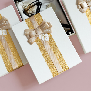 礼品盒 丝巾围巾披肩包装盒 女装服装服饰配饰礼盒