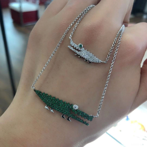 欧洲专柜apm monaco银镶薄荷绿晶钻鳄鱼设计项链 趣味锁骨链颈链