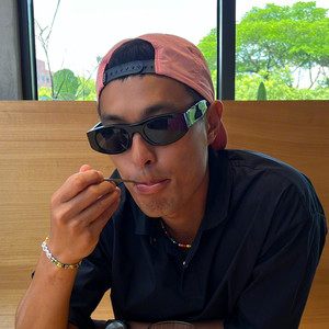 杨佑宁扮酷墨镜潮酷复古粗边墨镜街拍辣妹眼镜个性小框太阳镜男