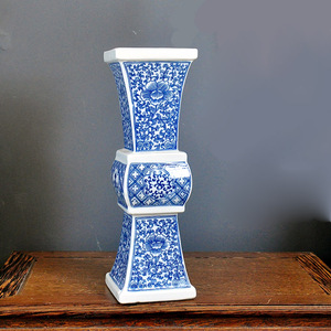 景德镇陶瓷复古风中式青花瓷花瓶摆件方形古花樽佛堂客厅五供花觚