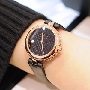 gucci/古驰古奇全智贤款手表玫瑰金女表黑色ya141401 ya141501