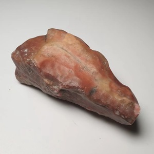 137天然戈壁地表粉红色蛋白石欧珀原石雕刻料小摆件尺寸100x61x36