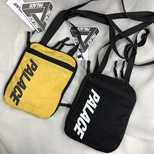 palace斜挎包男ins超火潮牌三角3m反光蹦迪百搭单肩小挎包女同款