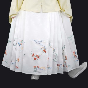 兰若庭汉服 绣花 印花 仿孔府花鸟裙 百搭 明制 马面裙