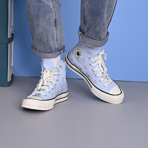 converse匡威22春新款1970s刺绣小花浅蓝色天蓝色女帆布鞋570917c