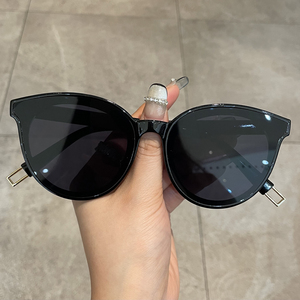 gm墨镜女黑白高级感ins网红款大脸显瘦防紫外线开车太阳眼镜男潮