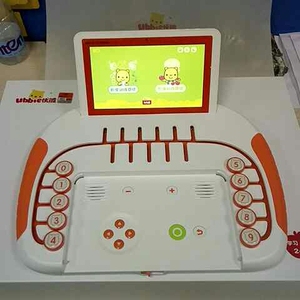 京东卖1998元的 优彼品牌儿童思维训练学习电脑,小平板坏了