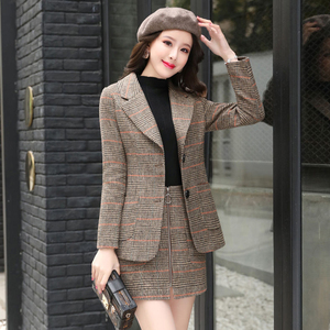 女冬套装毛呢