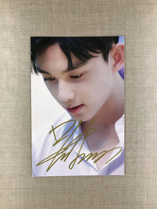 『冲冠』大陆明星签名照片吴磊亲笔签名照片新款经典热门定妆照