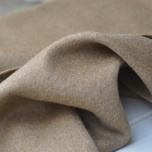 浅咖色绒布料