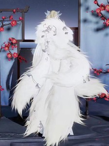 剑网3/剑三一代狐狸毛披风千秋岁·皎灵素媚