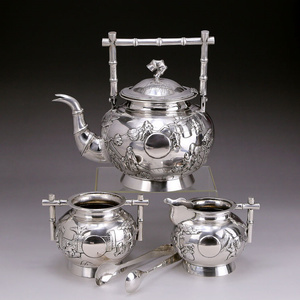 中国海外回流古董银器清末纯银手工刀马旦人物茶壶茶具四件套装