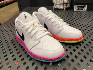 瑶瑶美代 air jordan 1 low aj1低帮运动休闲鞋紫红鸳鸯