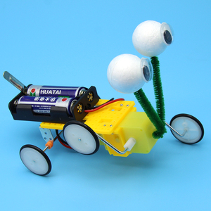科技小制作爬行机器人模型材料diy手工电动马达教具小爬虫小发明