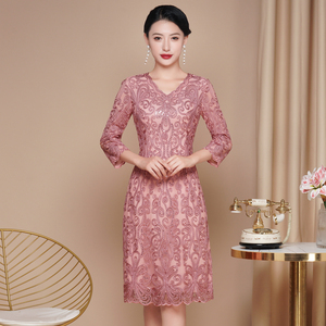 喜婆婆婚宴高端年轻2022年秋季新款洋气丈母娘婚礼妈妈礼服连衣裙