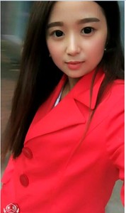 80年代有机玻璃纽扣猎装领西服收藏