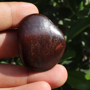 方言和田玉推荐特惠精品2850元新疆玉龙河老熟如酥红沁籽料原石o