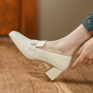 【还素】真皮乐福鞋女式粗跟百搭小皮鞋白色休闲单鞋一脚蹬懒人鞋