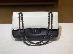 香奈儿黑白拼色包