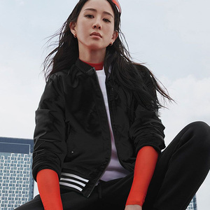 adidas阿迪达斯外套女装张钧甯运动休闲防风加绒夹克外套 fi9284