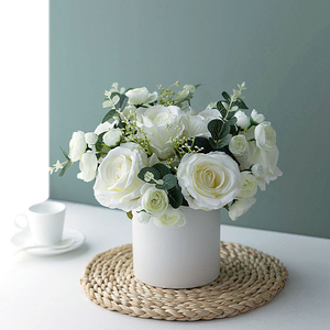 婚礼室内外浪漫白玫瑰仿真花桌面摆件插花餐桌花桶装饰品雅致摆设