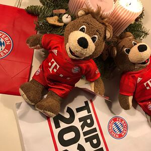 德国拜仁慕尼黑吉祥物 berni伯尼熊20厘米送球迷的男朋友带吸盘