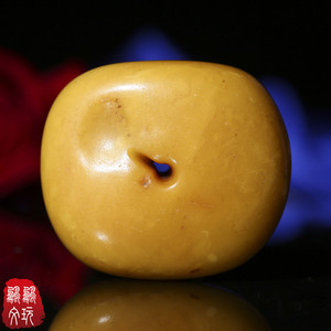 收藏级精品古董老蜜蜡饼子墩子鸡油黄吊坠老蜜蜡把件藏传头饰