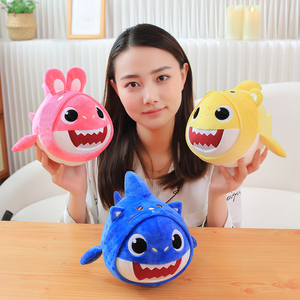 电动鲨鱼宝宝碰碰狐一家儿童毛绒玩具礼物追追发光学舌唱歌包邮