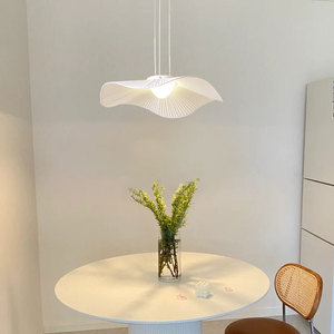 北欧创意荷叶草帽吊灯现代简约时尚设计师新款高档餐厅灯casa照明